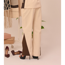 Load image into Gallery viewer, Brown V-Neck Lace-Up Co-ord