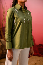 Load image into Gallery viewer, The Pearly Shirt