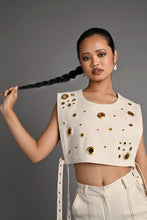 Load image into Gallery viewer, Orbit Eyelet Bib