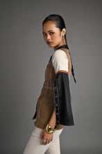 Load image into Gallery viewer, Contour Flare Sleeve Top