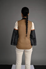 Load image into Gallery viewer, Contour Flare Sleeve Top