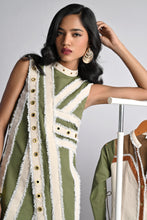 Load image into Gallery viewer, Linear Luxe Shift Dress