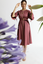 Load image into Gallery viewer, Chrysanthemum Dress
