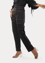 Load image into Gallery viewer, Zipper Chic Culottes